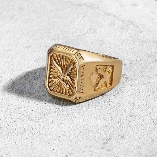 Classy Men Gold Eagle Ring