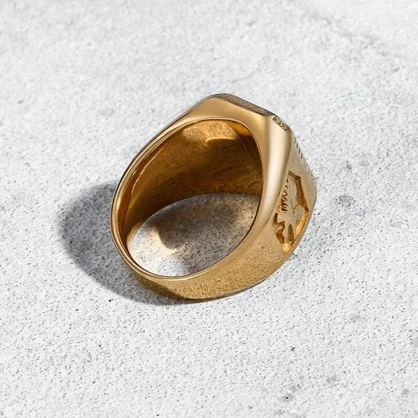 Classy Men Gold Eagle Ring