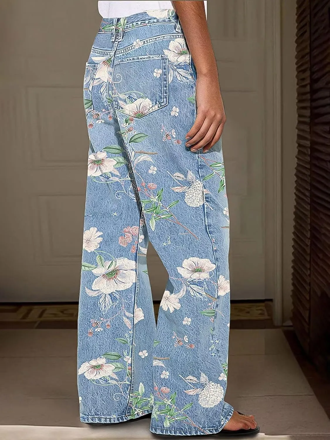 Flamingals Women's Floral Embroidery Straight Leg High Waist Wash Jeans Elegant and Vintage Style Jeans for Women
