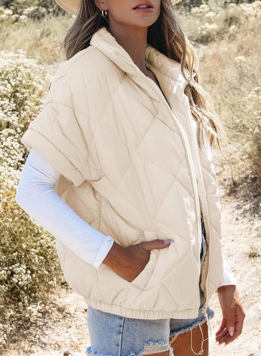 SHEWIN Quilted Jackets For Women 2024 Casual Lightweight Short Sleeve Zip Up Warm Vests